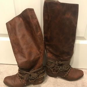 Boots sz 7